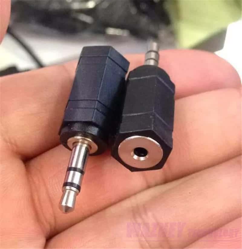 Adaptateur audio Jack 2.5 mm femelle / 3.5 mm mâle - Câble audio